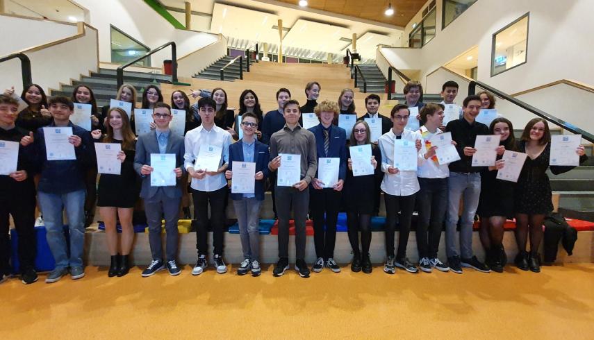 Alle deelnemers Anglia examen geslaagd