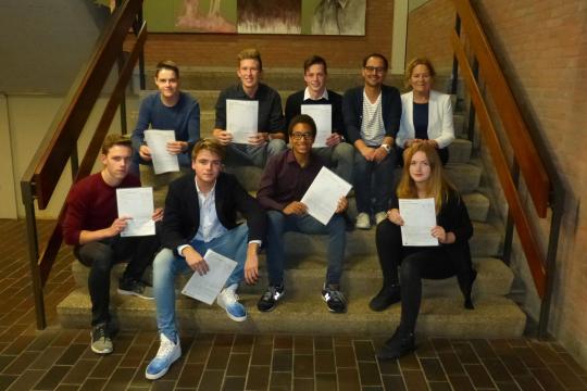 Global Perspectives certificates 2016 at the Philips van Horne.