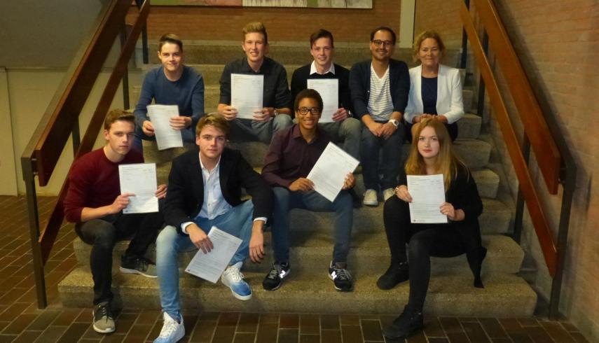 Global Perspectives certificates 2016 at the Philips van Horne.