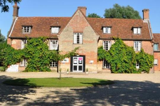 Having a good time at Walnutree Manor